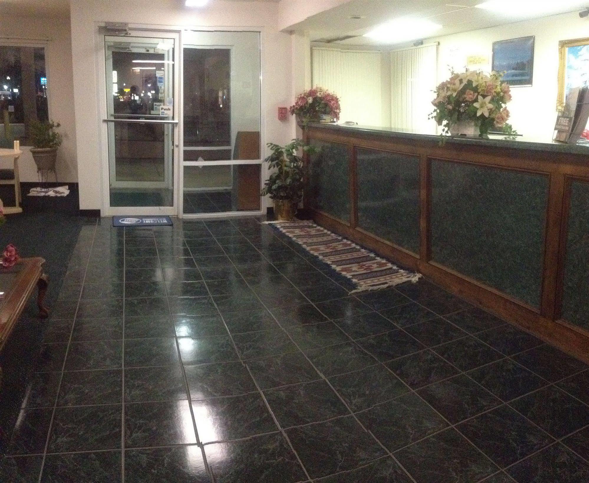 Garden Inn & Suites Metter Екстер'єр фото
